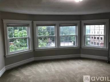 Main picture of 227 E High St