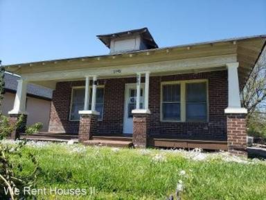 Main picture of 2703 E Market St