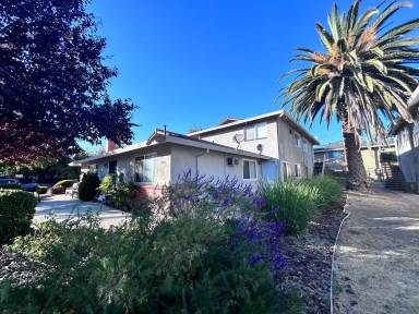 Main picture of 790 Carro Dr
