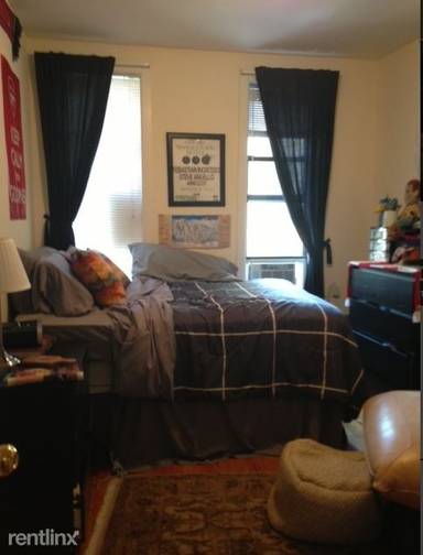 Main picture of L'ECOLE Condominium