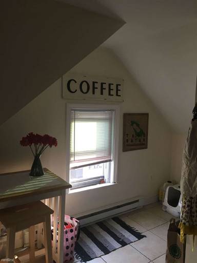 Main picture of 293 Beacon St