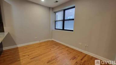 Main picture of 4759 N Maplewood Ave