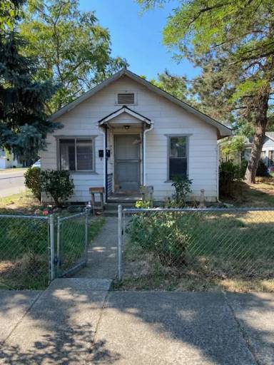 Main picture of 403 W Clark St