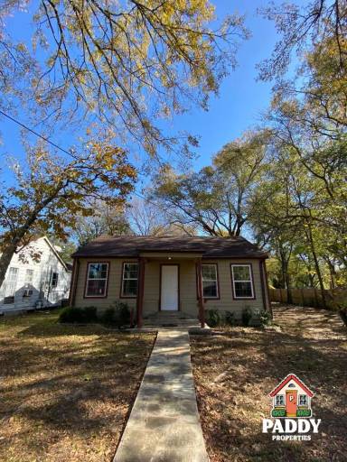 Main picture of 105 S Lide Ave