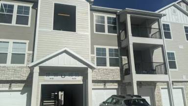 Main picture of 422 N 360 W
