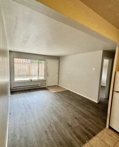 Main picture of 1215 Queen Anne Ave N