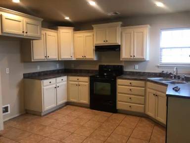 Main picture of 4403 S Aldredge St