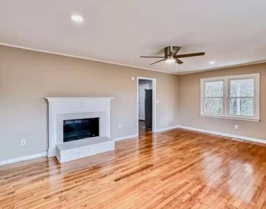 Main picture of 7 Perry St