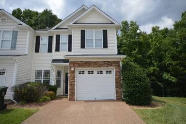 Main picture of 5520 Nur Ln