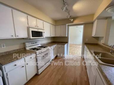 Main picture of 15825 Granada Ave