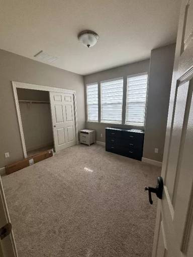 Main picture of 1580 Bleecker St