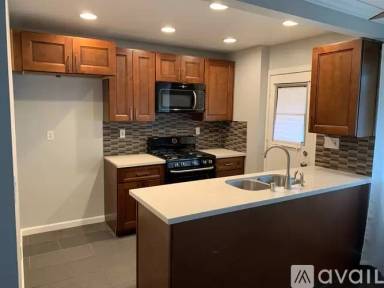 Main picture of 340 Pacific St
