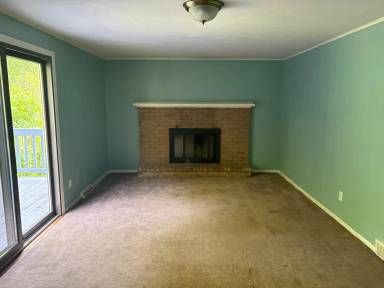 Main picture of 5250 Longridge Rd