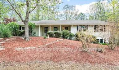 Main picture of 4684 Ben Hill Dr
