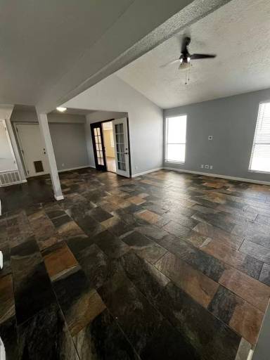 Main picture of 819 Madeira Dr SE