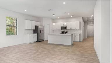 Main picture of 7604 Lakeland Blvd