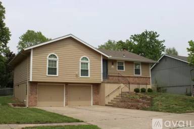 Main picture of 1008 NE Cedar St
