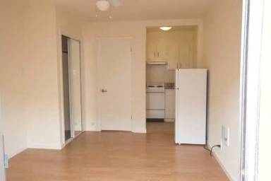 Main picture of 1751 Greenwich St