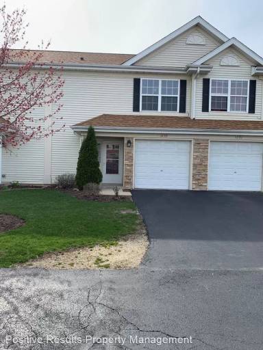 Main picture of 1733 W Chrysler Dr