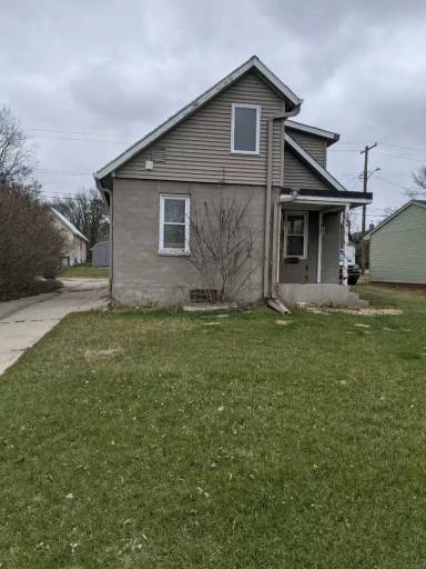Main picture of 1308 Irvine Ave NW