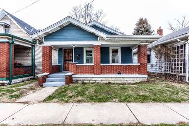 Main picture of 2320 Hoyt Ave
