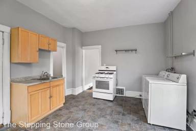 Main picture of 2612 29th Ave S