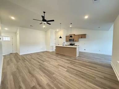 Main picture of 2092 Melanie Dr