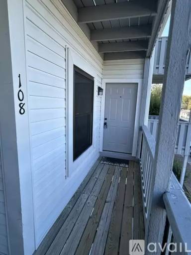 Main picture of 108 Prescott Pl