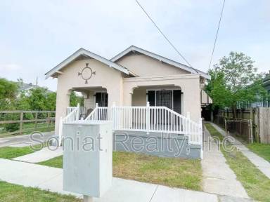 Main picture of 1668 Agriculture St