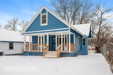 Main picture of 2010 Chelsea Ave