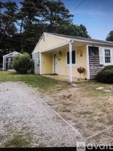 Main picture of 8 Katharyn Michael Rd