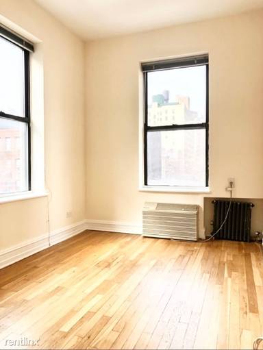 Main picture of 201 E 81st St