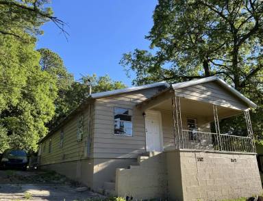 Main picture of 1633 90th St N