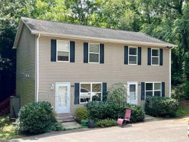 Main picture of 274 Clayton Ave