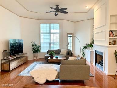 Main picture of 10795 Symphony Way