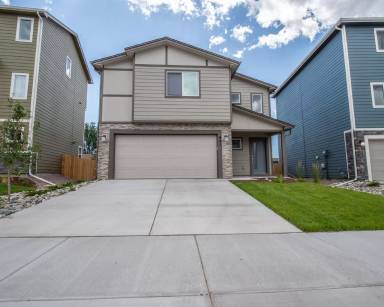 Main picture of 889 Grissom Dr