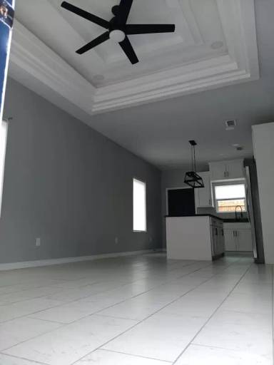 Main picture of 5809 Ozark Ave