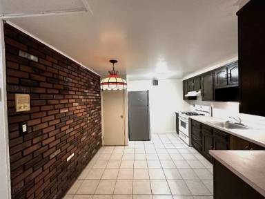 Main picture of 6350 79th St