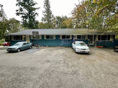 Main picture of 2316 Yew Street Rd