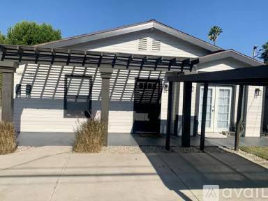 Main picture of 5644 Ensign Ave