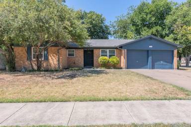 Main picture of 6500 Avalon Dr