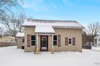 Main picture of 614 S Webster St