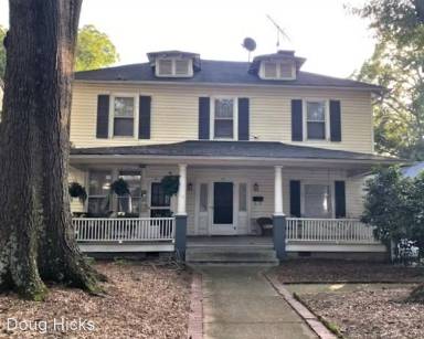 Main picture of 19 Yorktown St NW