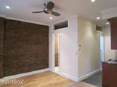 Main picture of 3 W 103rd St