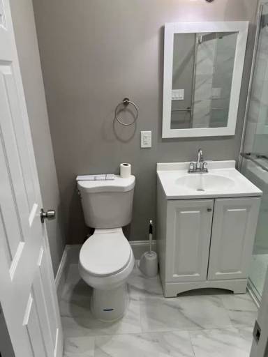 Main picture of 2608 Village Ln