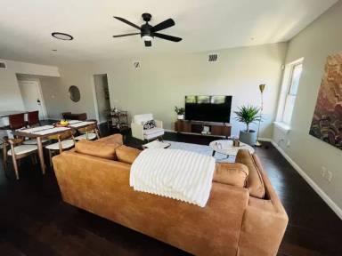 Main picture of 2708 San Pedro St