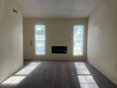 Main picture of 105 Twinwood Ct