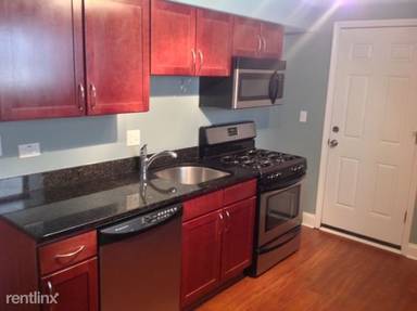 Main picture of 3614 W Wilson Ave