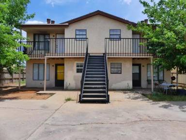 Main picture of 1201 Redwood Dr