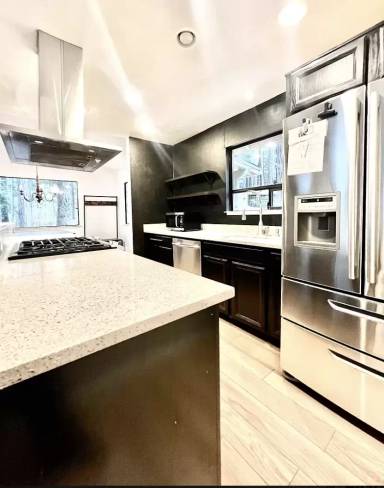 Main picture of 27151 Lake Dr